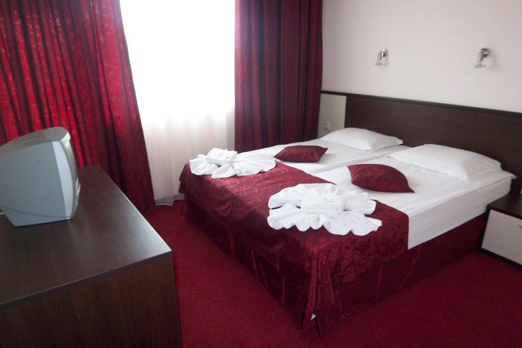 Peshev Family Hotel Nesebar Room photo